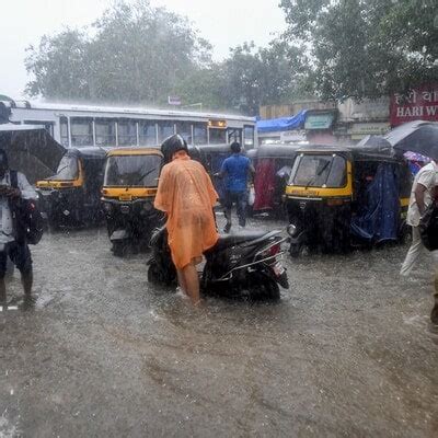 Weather Update IMD Issues Red Alert For Maharashtra Mumbai Flooded