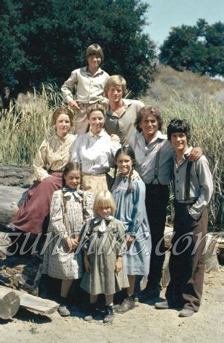 Michael Landon, Laura Ingalls Wilder, Melissa Gilbert, James Cooper ...