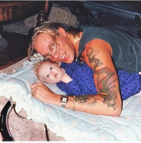 WARRANT en Instagram: “Jani Lane and his daughter Taylar Lane 1992”