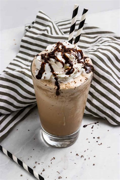 Homemade Mocha Frappuccino | Lemons & Zest