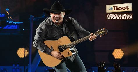 Country Music Memories: Garth Brooks Joins the Grand Ole Opry