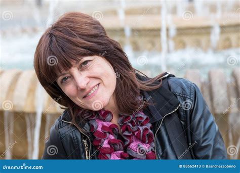 Portrait Of Brunette Woman Smiling Stock Image Image Of Vacation Mane