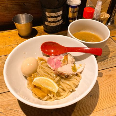 新宿でつけ麺が食べたくなったらとりあえずここ！洗練された鶏白湯つけ麺【麺屋翔新宿】つけ麺食べたい！