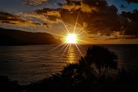 Sunset Hanalei Bay Kauai Photograph by John Meo - Fine Art America