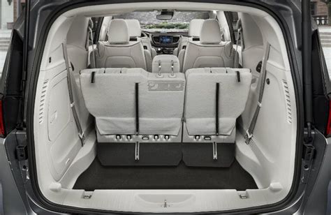 Chrysler Pacifica Seating - Cars