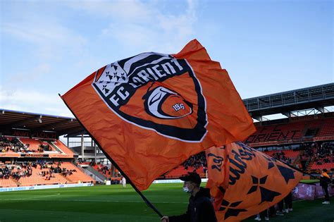 Fc Lorient Salaires Finances Sponsors Organigramme Sportune