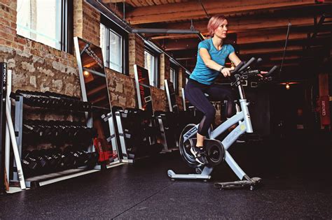 How To Become An Indoor Cycling Instructor