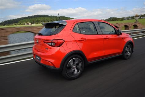 Fiat Argo Chega Linha Esp Nas Vers Es E