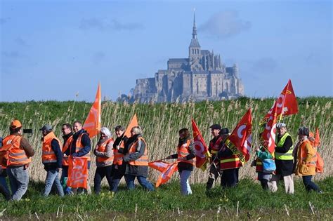 La magie du Mont Saint Michel opère aussi pour les opposants à la