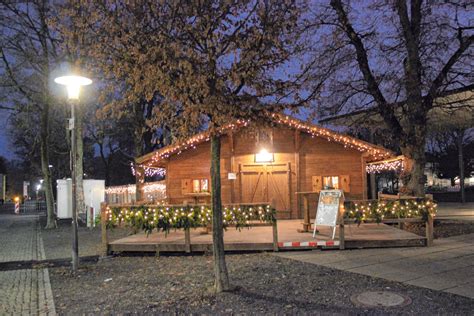 Weihnachts Iglu und viel Spaß Schwäbischer Verlag