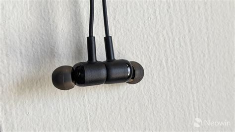 Redmi Sonicbass Wireless Earphones Review Gadgets