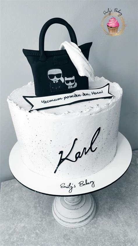 Karl Lagerfeld Cake By Emily S Bakery CakesDecor