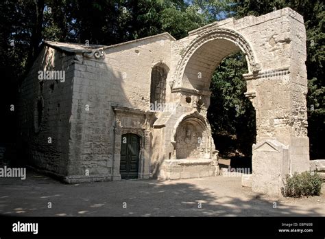 Arch Of The 12th Century Saint Cesaire Abbey Alyscamps Gallo Roman