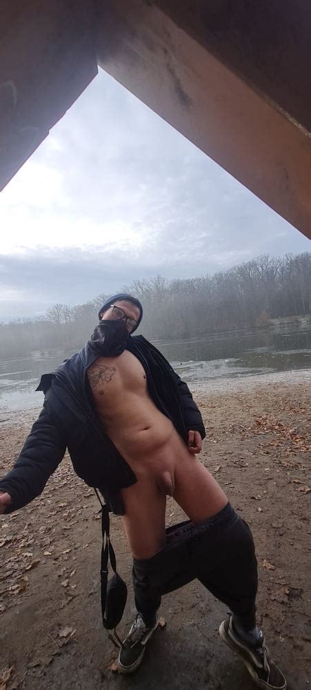 Teen Naked Walk At The Pit Pics Xhamster