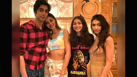 Ananya Panday Had A Reunion With Her Cousin Alanna Panday Filmibeat