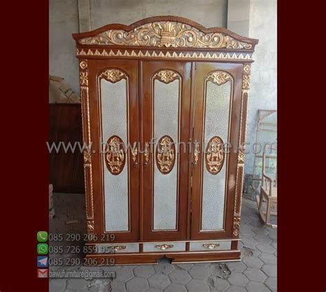 Jual Lemari Pakaian Ukir Jepara 4 Pintu Dari Kayu Jati Bawu Furniture