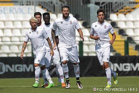 Pro Vercelli Alpignano Rileggi La Cronaca Della Partita Magica Pro