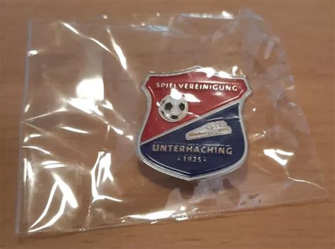 SPVGG UNTERHACHING PIN Anstecker Fußball Pin neu originalverpackt