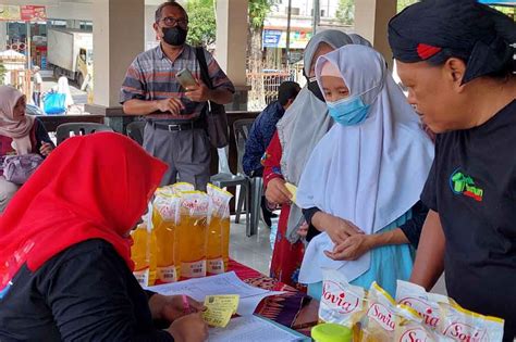 Gelar Pasar Murah Pemkab Kebumen Bersama Bulog Sediakan 15 Ton Beras