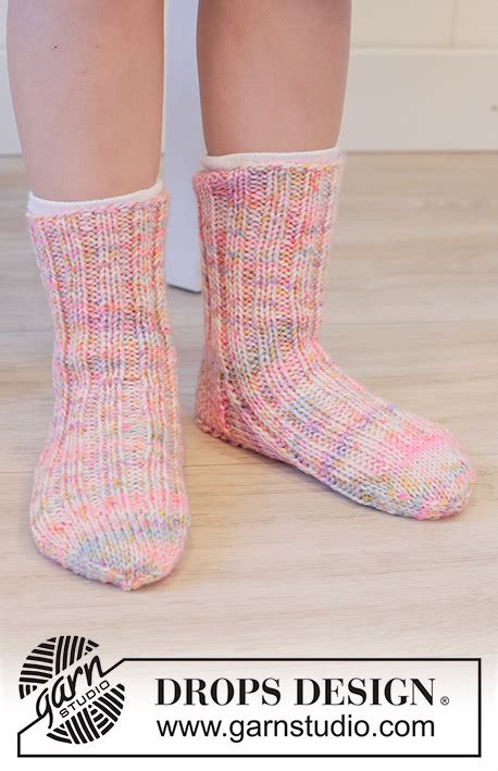 Lily Leaper Socks DROPS Children 48 20 Bezpłatne wzory na druty od