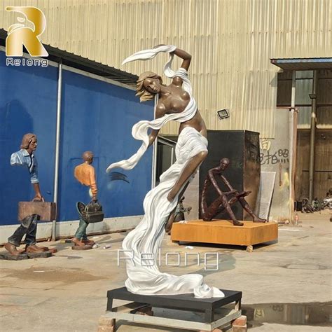 Famous Modern Bronze Sexy Lady Dance Sculpture For Sale China Figure