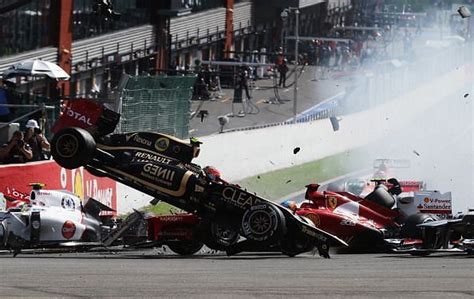 5 Worst F1 Wrecks Ever!