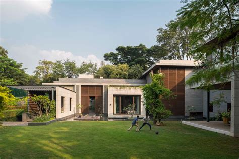 Maheshwari House Pune Luxury Home Design By Anil Ranka Architects