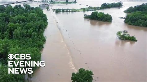 Arkansas River Reaches Record Levels As Flooding Continues Youtube