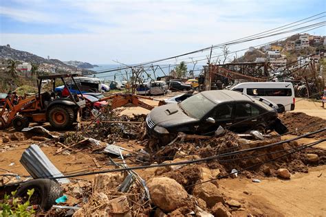 Migrantes se ofrecen para trabajar en la reconstrucción de Acapulco