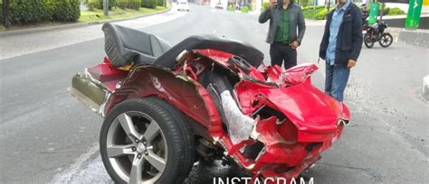 Video Carro Deportivo Partido En Dos Tras Impactante Accidente