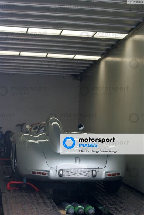 A Mercedez Benz Slr Mercedes Benz Silver Arrows Cars Arrive At