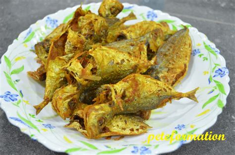 Peteformation Foodie Adventure Deep Fried Ikan Selar Kuning Gold