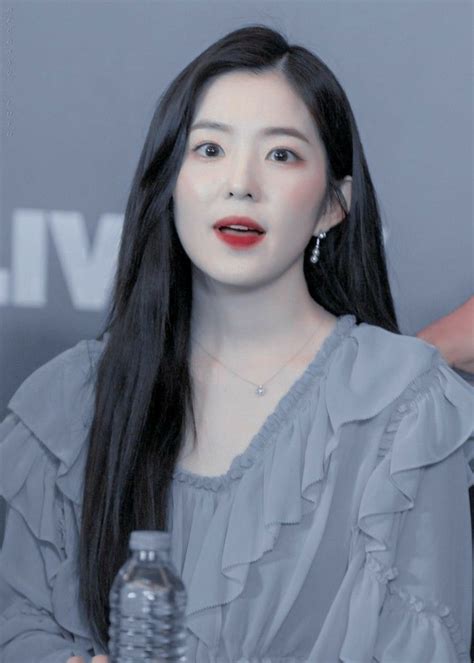 Red Velvet Irene Iconic Fashion And Aesthetic