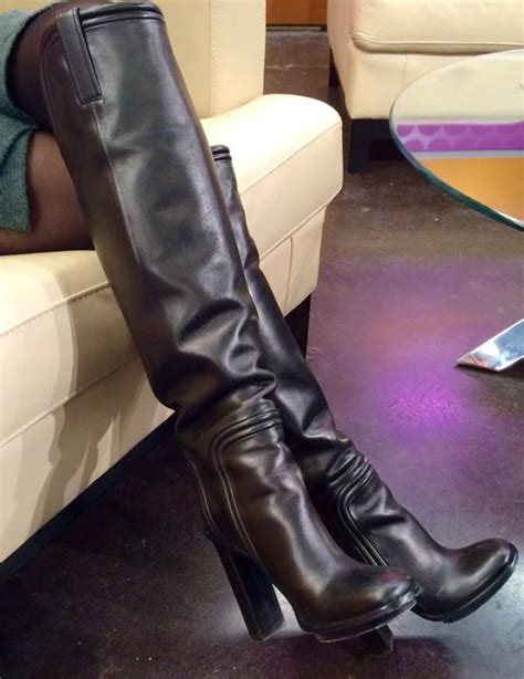 The Appreciation Of Booted News Women Blog Boot Selfies Leather