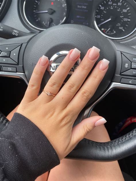 Nude ombré nails