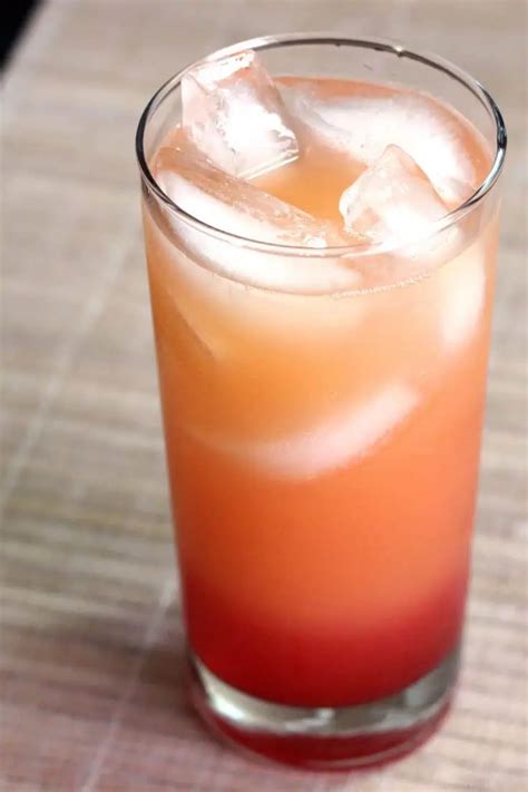 Vodka Sunrise classic drink recipe (with Layering VIDEO) – Mix That Drink