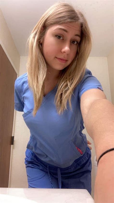 Nurse Aide Selfie Hope You Enjoy Your Day Reddit Friends💘 I Will