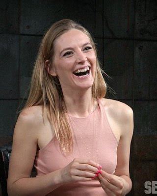 Mona Wales Nude Porn Pics Leaked XXX Sex Photos App Page PICTOA