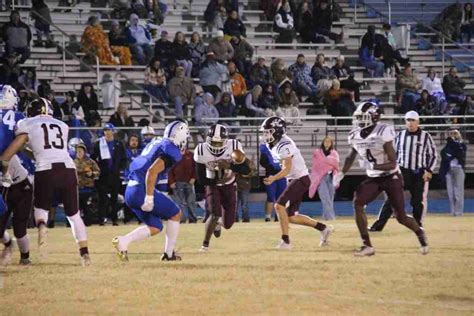 Gravette Lions Await Stuttgart In The First Round Of The 4a Football