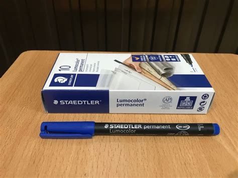 ปากกาเขียนแผ่นใส Staedtler Permanent ลบไม่ได้ Size F แพ๊ค 10 ด้าม