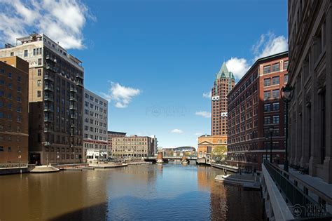 Milwaukee Riverwalk Canal