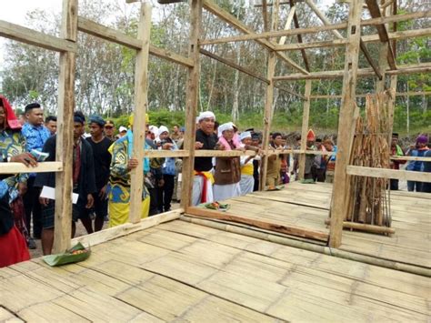 Rumah Adat Banten (SUKU BADUY) & Penjelasannya (NAMA, GAMBAR)