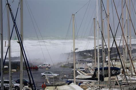 The Aftermath Of The Sunda Strait Tsunami Survival