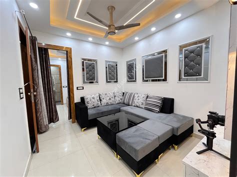 Bhk Flat In Dwarka Mor M Sanvi Real Estate Pvt Ltd