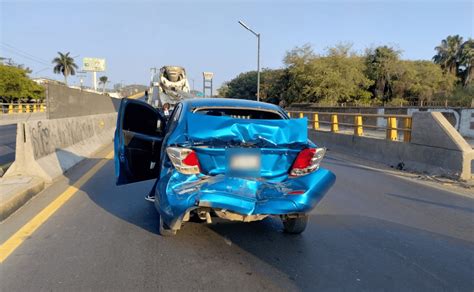 Carambola en el Colosio deja una mujer lesionada en Mazatlán