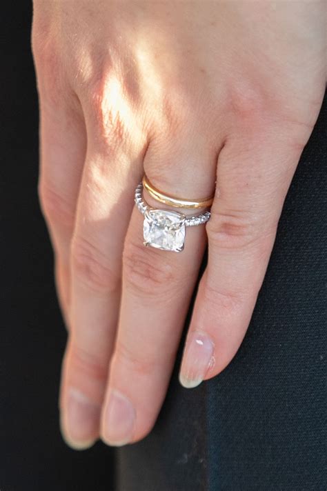 Dazzling Celebrity Engagement Rings To Be Inspired By Celebrity