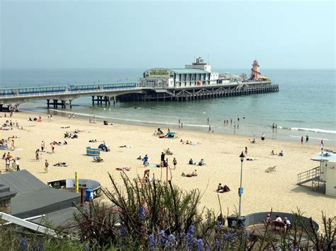 Bournemouth Beach Photo : 11 Best Beaches in Bournemouth, England – GDMJB