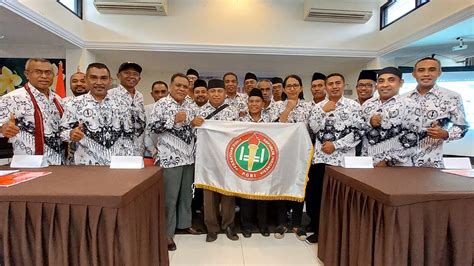 TERKAIT SELISIH BAYAR TPG PGRI FLORES TIMUR TELAH BERKOMUNIKASI DENGAN