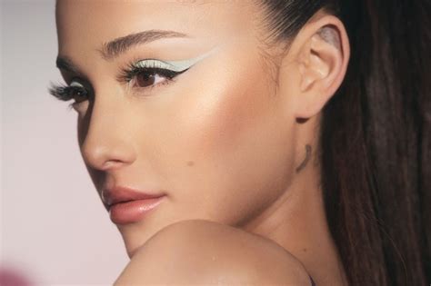 Ariana Grandes Spin On The Naked Brow Trend Makes Her Look Like The