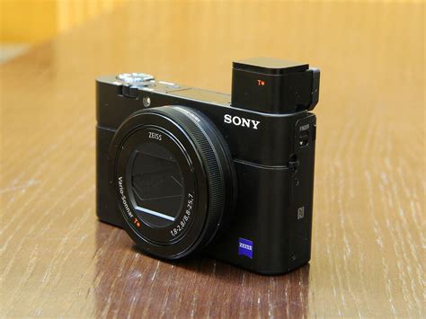 Sony Cyber Shot RX100 III Hands On Review